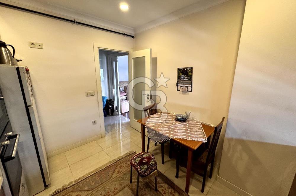 Erenköy Minibüs Caddesi Üzerinde  Satılık 3+1  Daire