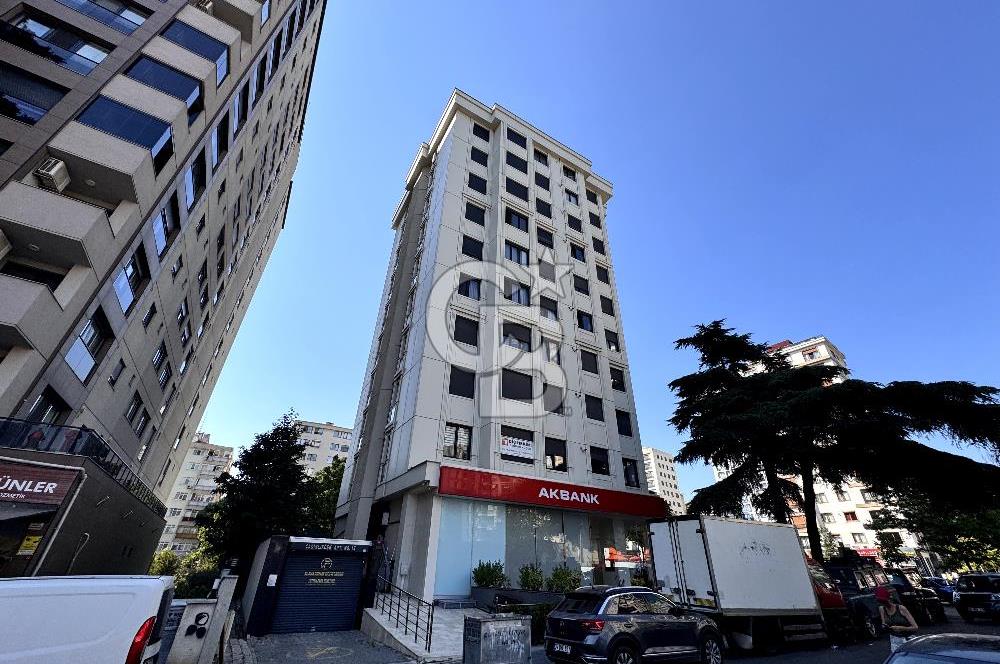 Erenköy Minibüs Caddesi Üzerinde  Satılık 3+1  Daire