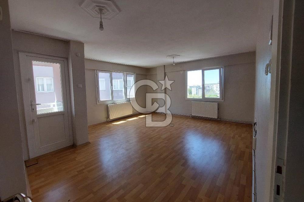 Bayraklı Manavkuyuda Doğalgaz Kombili Kiralık Arakat 3+1 Daire
