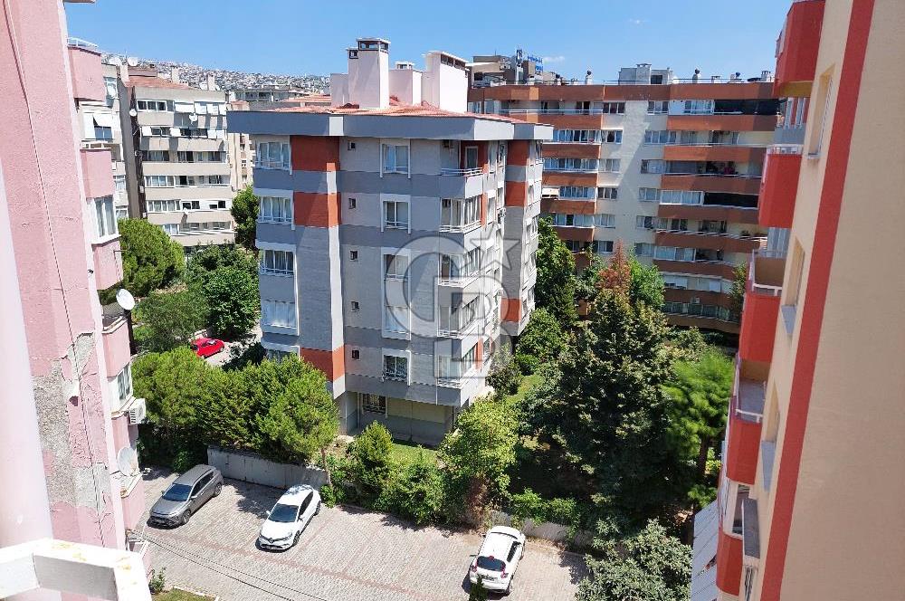 Bayraklı Manavkuyuda Doğalgaz Kombili Kiralık Arakat 3+1 Daire