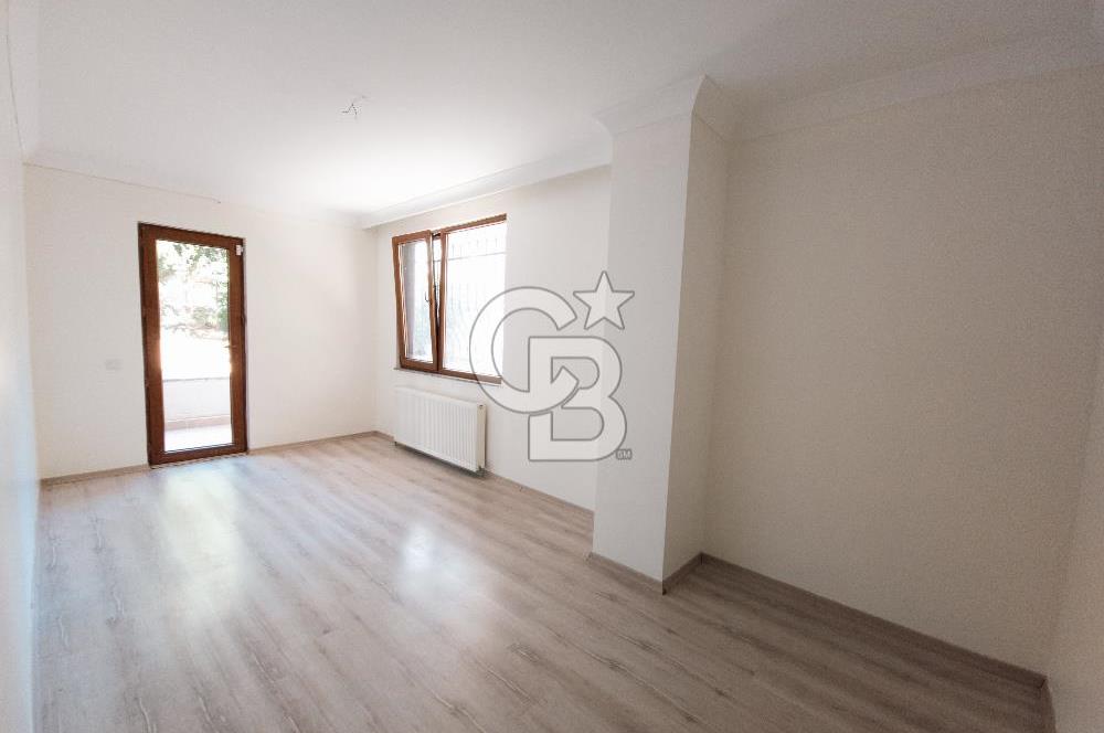 Acıbadem’in Prestijli Lokasyonunda | Bahçe katı,Otoparklı Geniş 3+1 Daire – Metrobüse Yürüme Mesafesinde