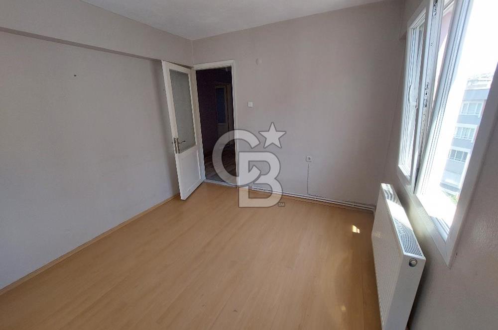 Bayraklı Manavkuyuda Doğalgaz Kombili Kiralık Arakat 3+1 Daire