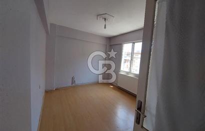 Bayraklı Manavkuyuda Doğalgaz Kombili Kiralık Arakat 3+1 Daire