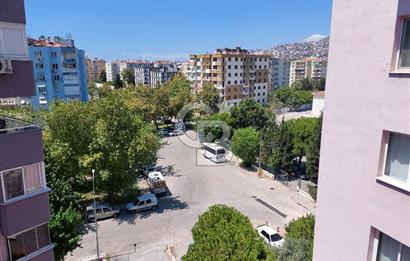 Bayraklı Manavkuyuda Doğalgaz Kombili Kiralık Arakat 3+1 Daire
