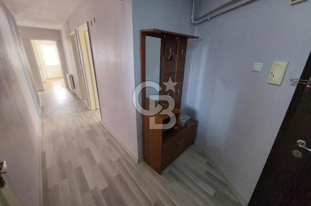 Bayraklı Manavkuyuda Doğalgaz Kombili Kiralık Arakat 3+1 Daire