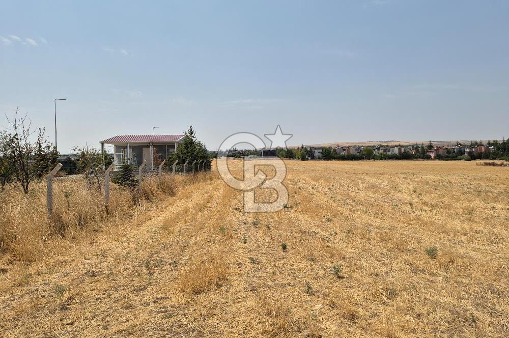 GÖLBAŞI HACILARDA 593 m²  HİSSELİ SATILIK ARSA  