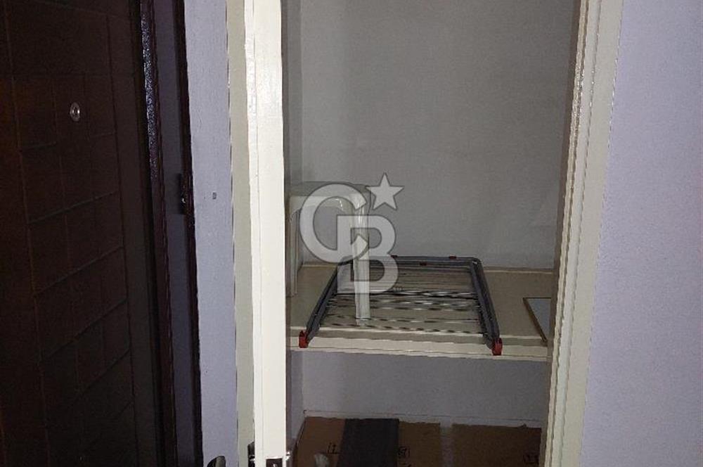 Bayraklı Manavkuyuda Doğalgaz Kombili Kiralık Arakat 3+1 Daire