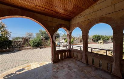İZMİR TORBALI 16500 M2 İÇİNDE NEVŞEHİR TAŞ SATILIK MALİKHANE 