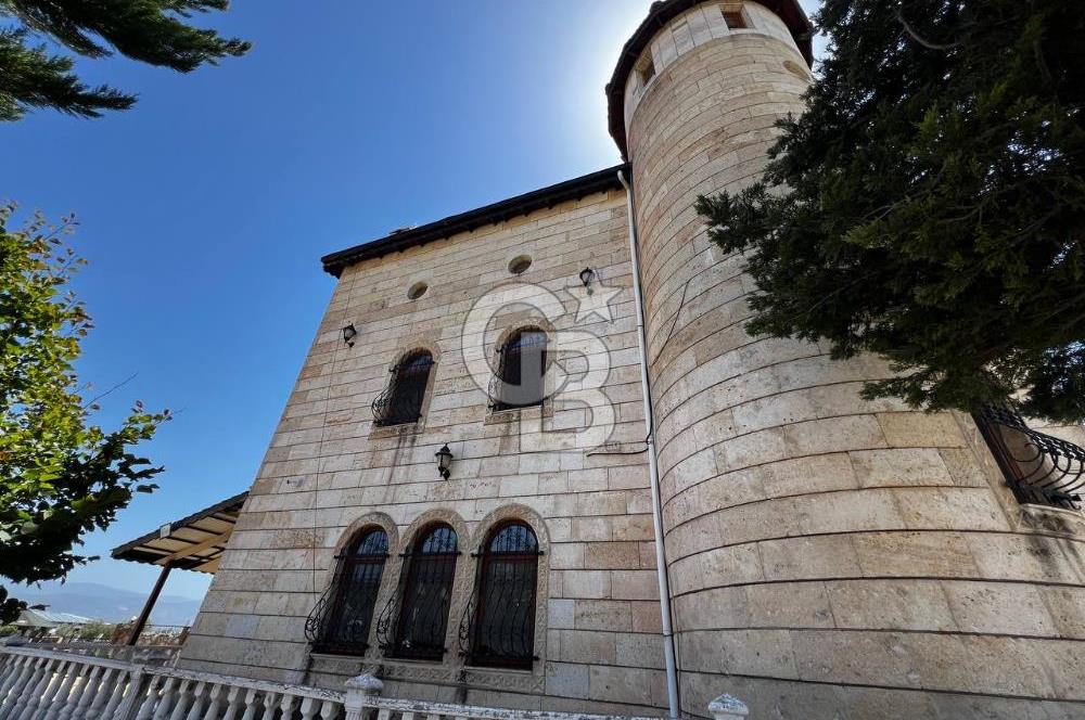 İZMİR TORBALI 16500 M2 İÇİNDE NEVŞEHİR TAŞ SATILIK MALİKHANE 