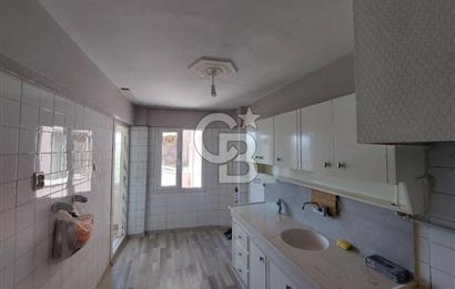 Bayraklı Manavkuyuda Doğalgaz Kombili Kiralık Arakat 3+1 Daire