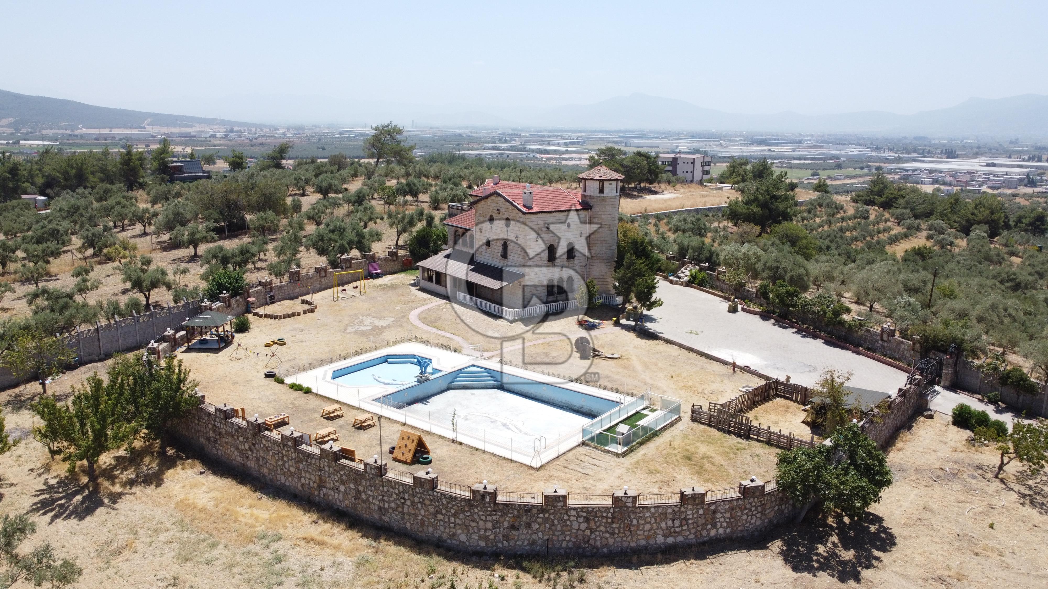 İZMİR TORBALI 16500 M2 İÇİNDE NEVŞEHİR TAŞ SATILIK MALİKHANE 