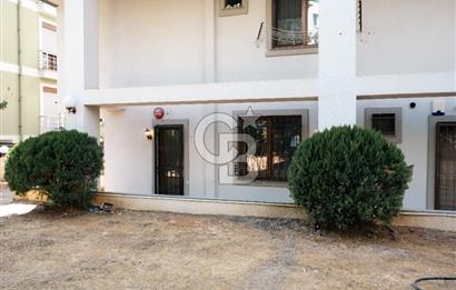 Acıbadem’in Prestijli Lokasyonunda | Bahçe katı,Otoparklı Geniş 3+1 Daire – Metrobüse Yürüme Mesafesinde