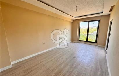 CB ENVOY/ Karamürsel'de Muhteşem Manzaralı 5+1 Fourlex Villa