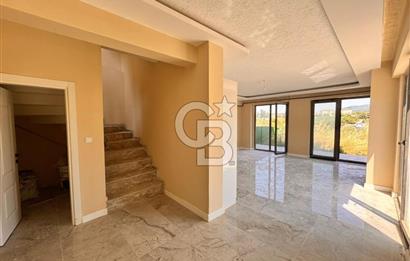 CB ENVOY/ Karamürsel'de Muhteşem Manzaralı 5+1 Fourlex Villa