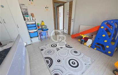 CB ENVOY'dan GÖLCÜK TOPÇULAR'DA MANZARALI FERAH DUBLEX DAİRE