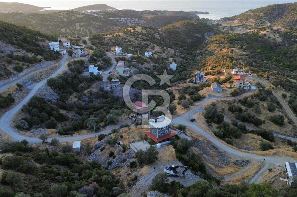 Yenifoça Sazlıca'da Satılık Villa Arsası