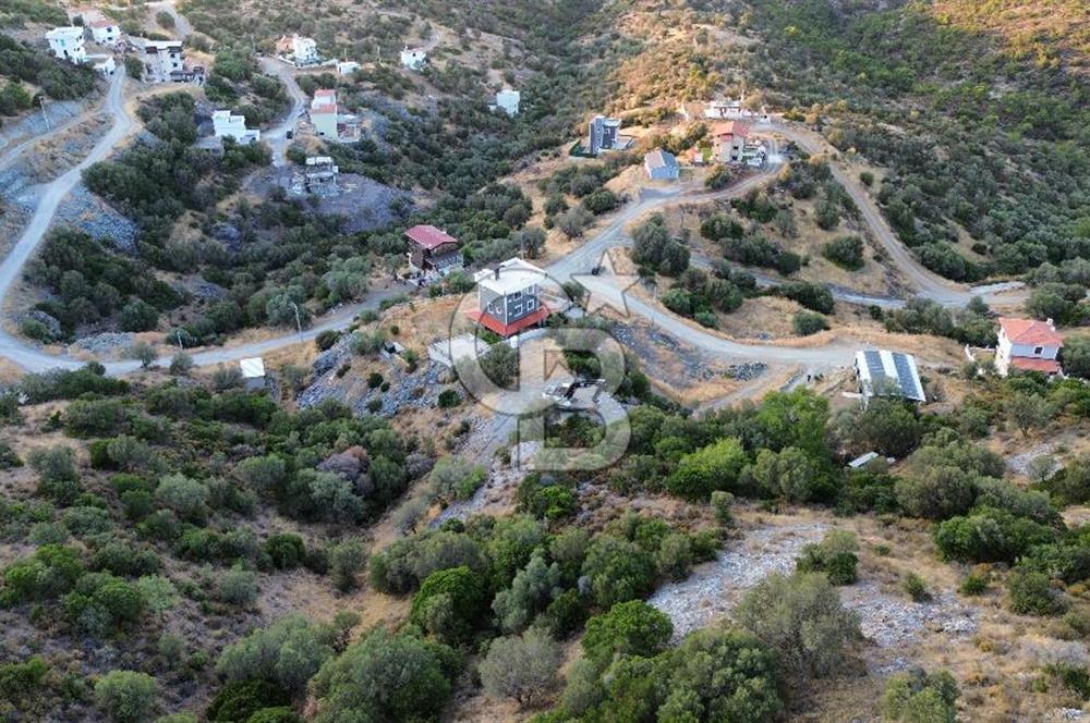 Yenifoça Sazlıca'da Satılık Villa Arsası