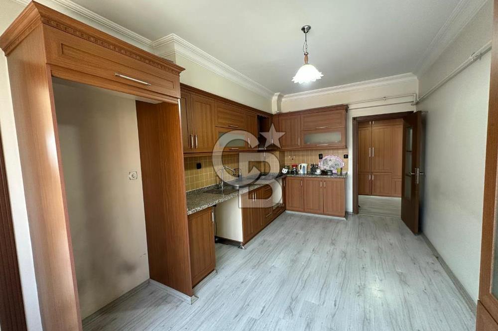 MERKEZİ KONUMDA FIRSAT 4+1 SATILIK DAİRE
