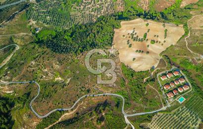 Kuşadası Soğucak’ta 9.694,35m² Satılık Konut İmarlı Arsa!