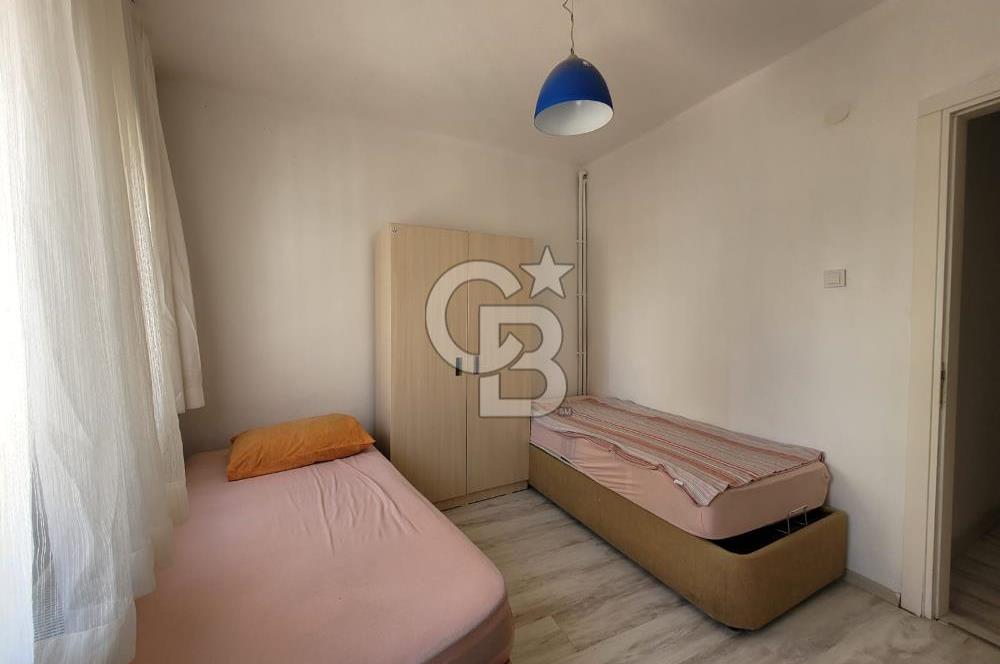 Çeşme Merkezde Satılık 2+1 Arakat Daire