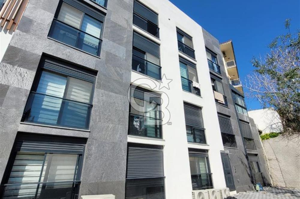 Çeşme Merkezde Satılık 2+1 Arakat Daire