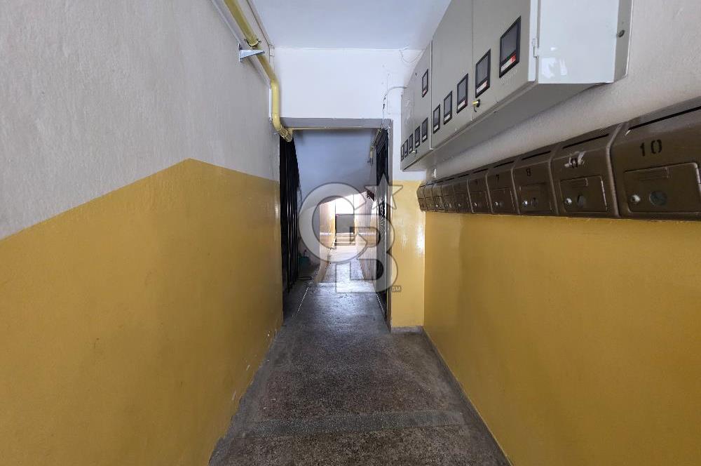 Karşıyaka Alaybey'de 3+1 Kiralık Daire