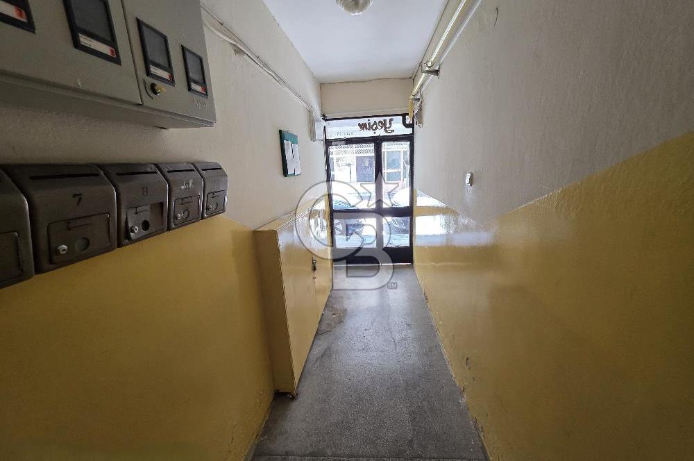 Karşıyaka Alaybey'de 3+1 Kiralık Daire