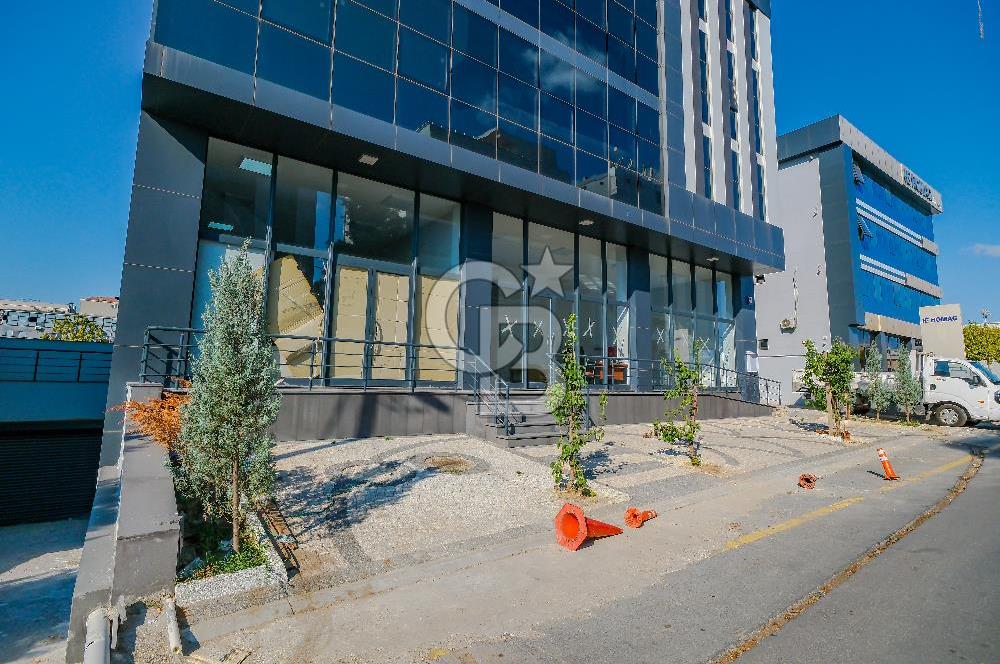 Ümraniye Şerifali Prestijli 2.400m² Kiralık Komple Plaza
