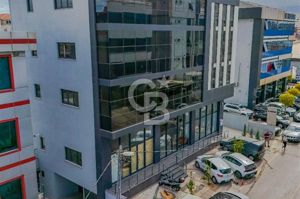 Ümraniye Şerifali Prestijli 2.400m² Kiralık Komple Plaza