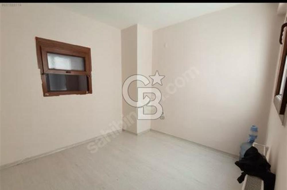 Karşıyaka Alaybey'de 3+1 Kiralık Daire