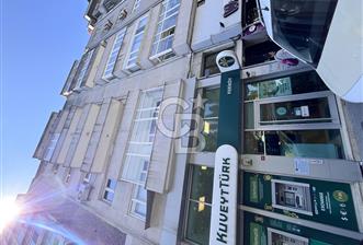 Şişli Ergenekon cd. Metroya çok yakın 4+1 150 m2 kiralık daire