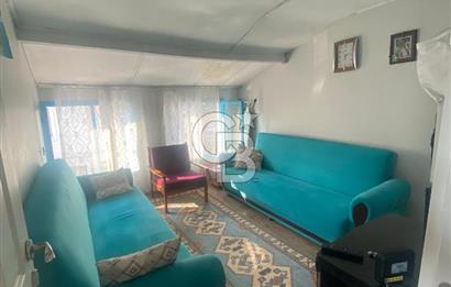Yenifoça Çarşı İçerisinde Eşyalı Kiralık Müstakil Ev