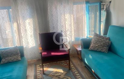 Yenifoça Çarşı İçerisinde Eşyalı Kiralık Müstakil Ev