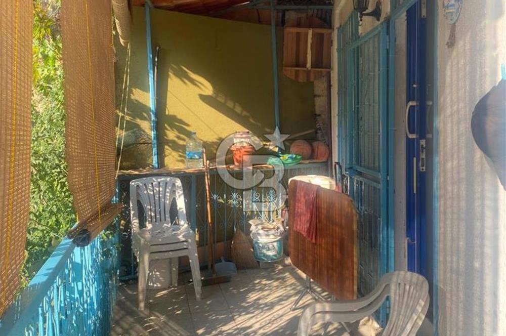 Yenifoça Çarşı İçerisinde Eşyalı Kiralık Müstakil Ev