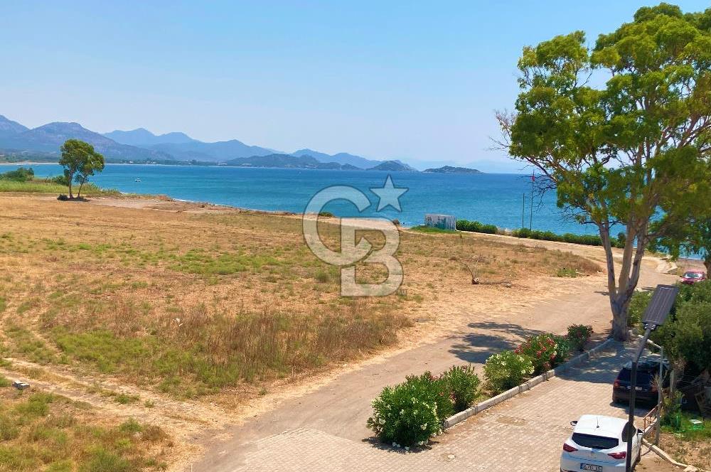 Satılık Datça'da Denize Sıfır Site İçerisinde Villa