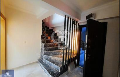 Yeşilyurt Mahallesi'nde Deniz Manzaralı Asansörlü İskanlı Daire