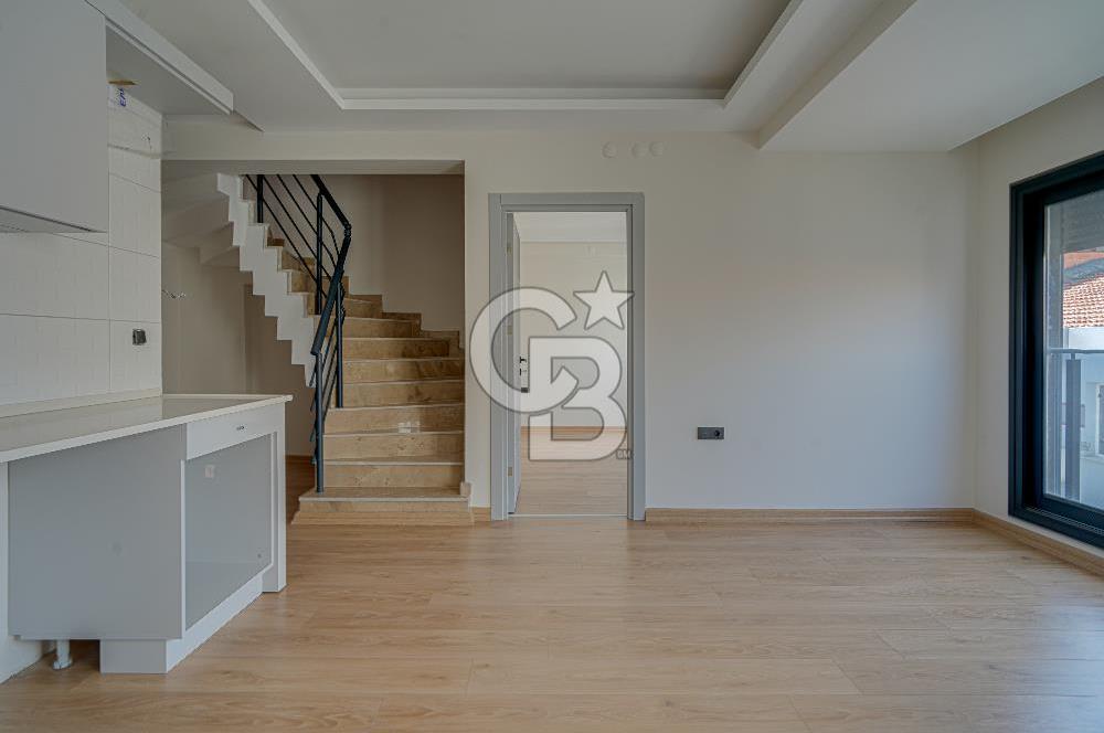 CB YALIDAN BALÇOVADA FIRSAT SIFIR LÜKS 2+1 DUBLEKS SATILIK DAİRE 