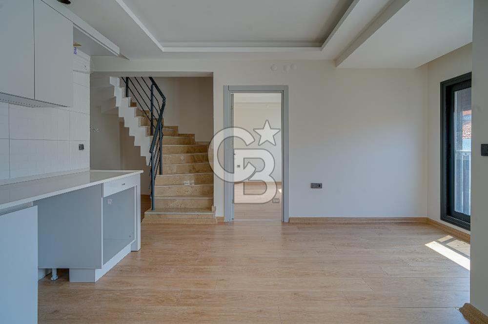 CB YALIDAN BALÇOVADA FIRSAT SIFIR LÜKS 2+1 DUBLEKS SATILIK DAİRE 