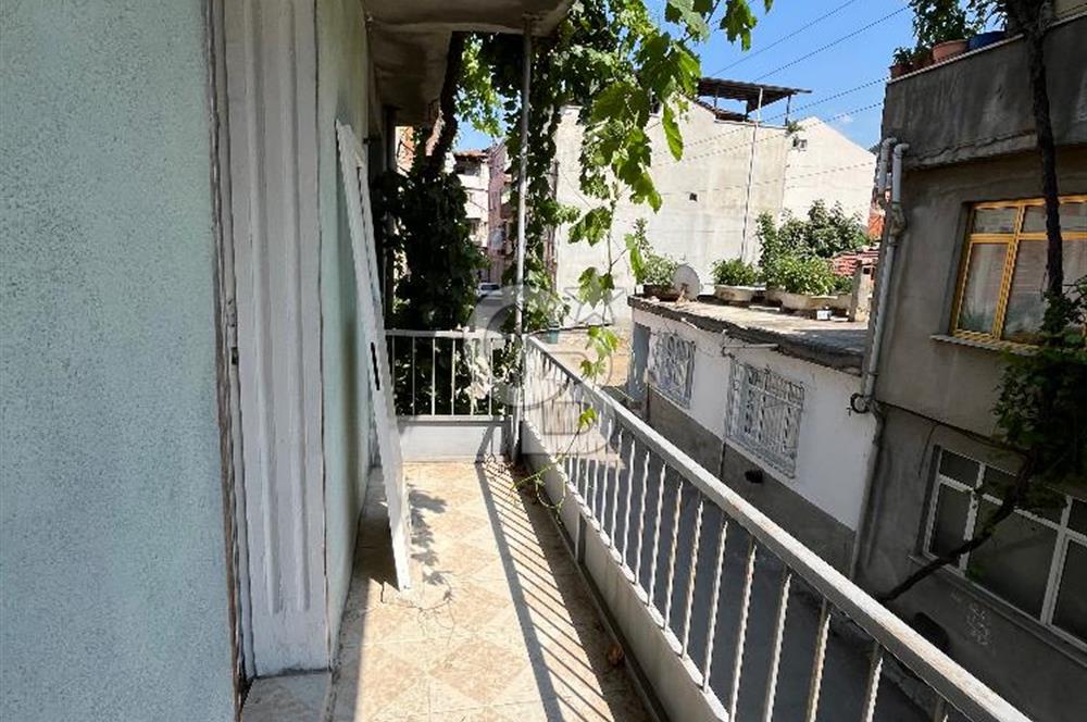 Osmangazi Gaziakdemir’de Geniş Teraslı Kiralık 2+1 Daire 