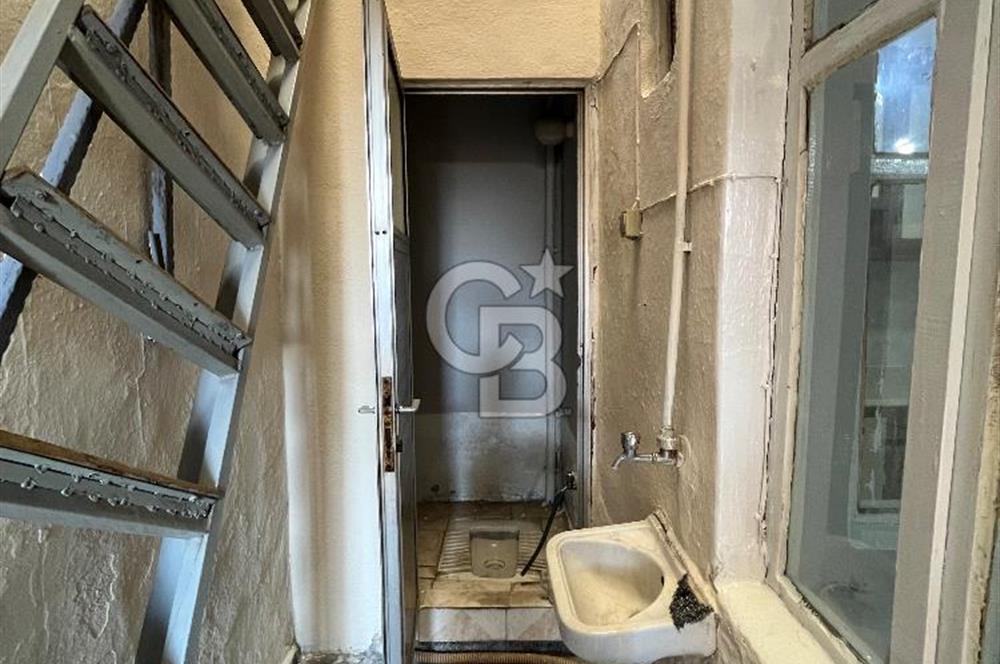Osmangazi Gaziakdemir’de Geniş Teraslı Kiralık 2+1 Daire 