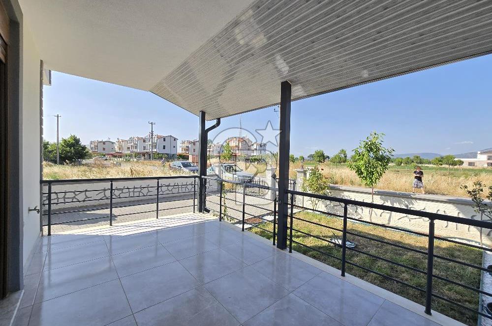 Ayvalık Altınova 3+1 Tam Müstakil Villa