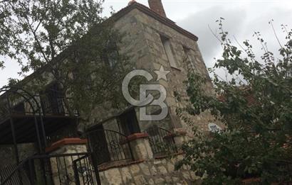 ALİAĞA AŞAĞIŞAKRAN'DA DENİZ MANZARALI TARİHİ TAŞ DUBLEKS EV