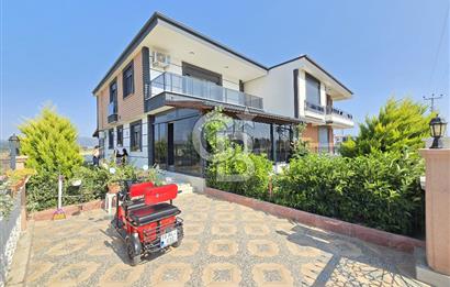 Ayvalık Altınova'da Satılık Tam Müstakil Villa
