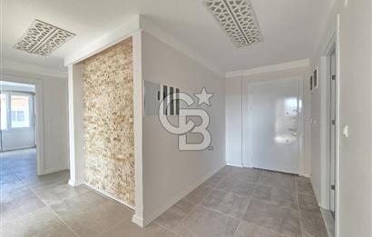 Ayvalık 150 Evler'de Satılık Güvenlikli Site İçinde 3+1 Daire
