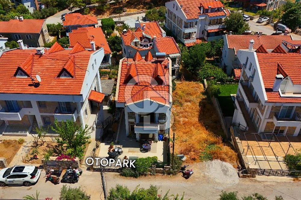 DATÇA MERKEZDE SATILIK MÜSTAKİL 4+1 VİLLA – NET 125 m² KULLANIM ALANI
