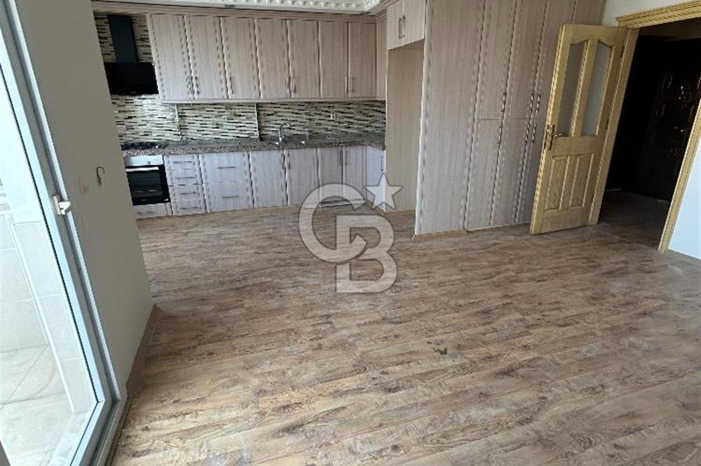 Adana Çukurova Türkmenbaşı Bulvarı Üzeri - Satılık 4+1 Daire