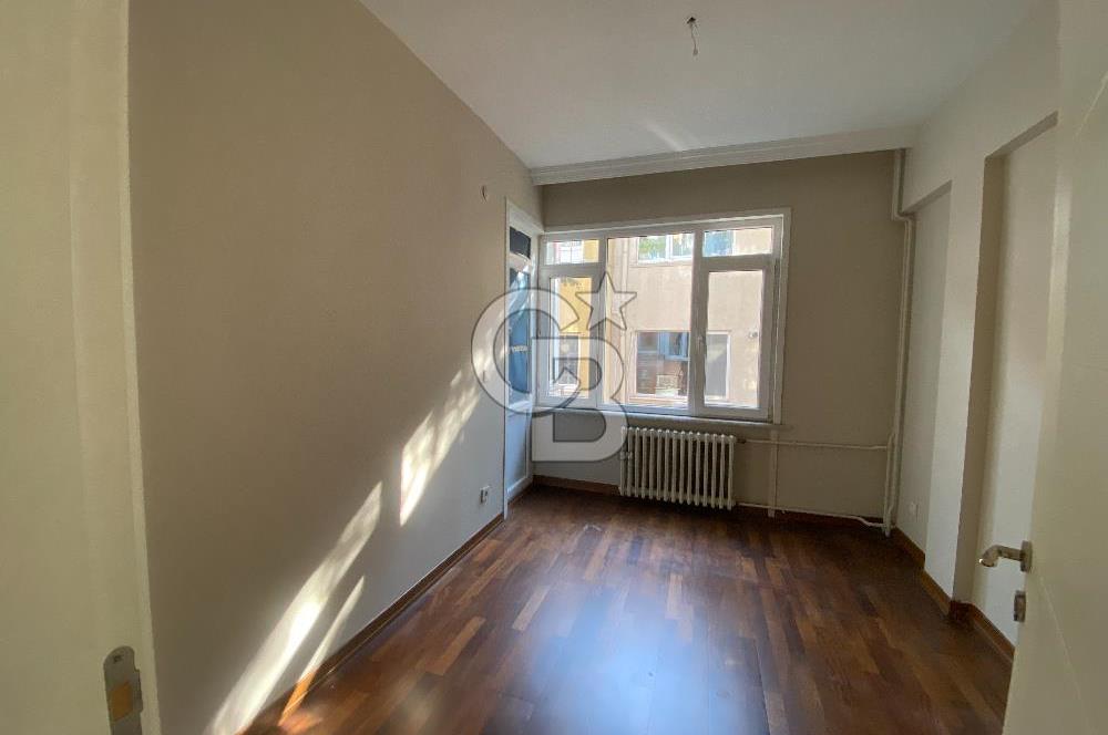 NİSBETİYE CADDESİNDE KİRALIK KOMPLE YAPILI DAİRE 3+1