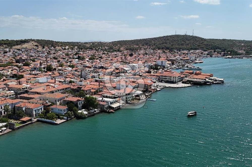 AYVALIK MERKEZ DENİZE SIFIR 4+2 SATILIK YALI DAİRESİ