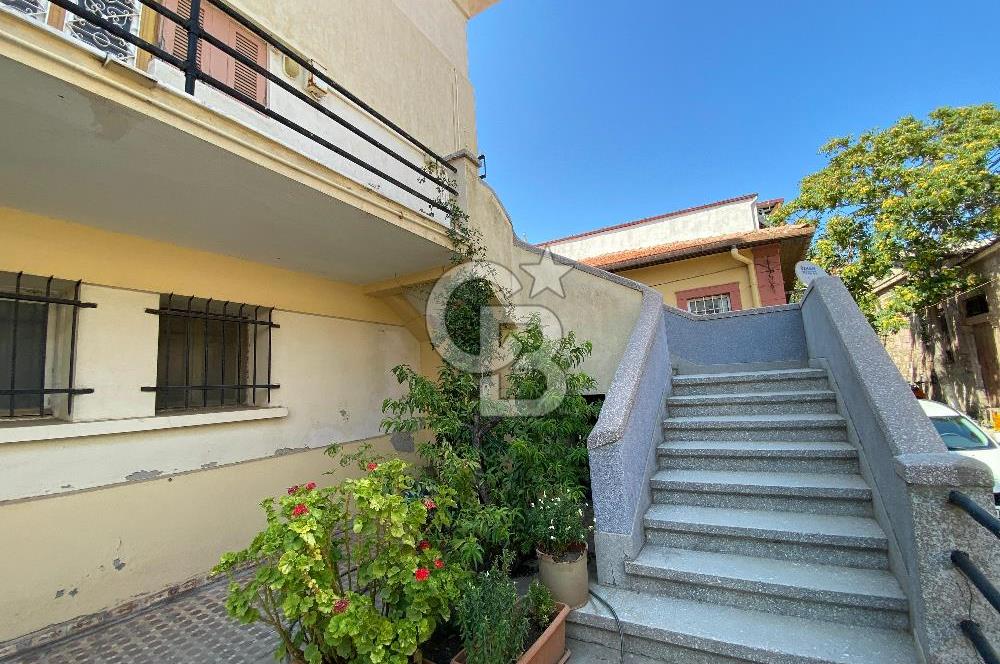AYVALIK MERKEZ DENİZE SIFIR 4+2 SATILIK YALI DAİRESİ