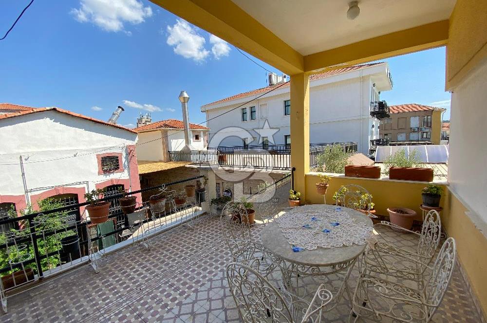 AYVALIK MERKEZ DENİZE SIFIR 4+2 SATILIK YALI DAİRESİ